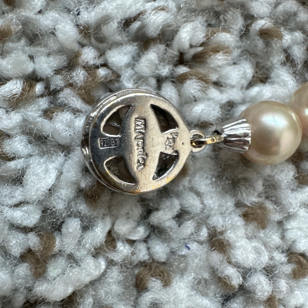 Majorca 8mm Pearls Necklace 17 inch sterling silver - Picture 6 of 7